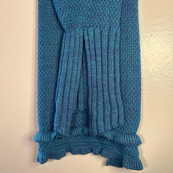 Mermaid Knit Tail Throw Blanket in Celestial Blue and Lavender - Picture 2 of 3